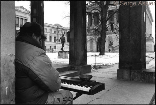 Berlin à visage humain — Berlin à visage humain. 18